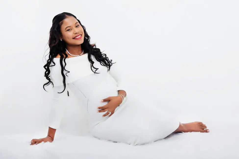 “27 weeks pregnant belly, fetal development, symptoms, and trimester changes”